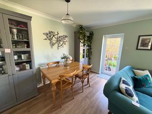 Photo 7- click for photo gallery